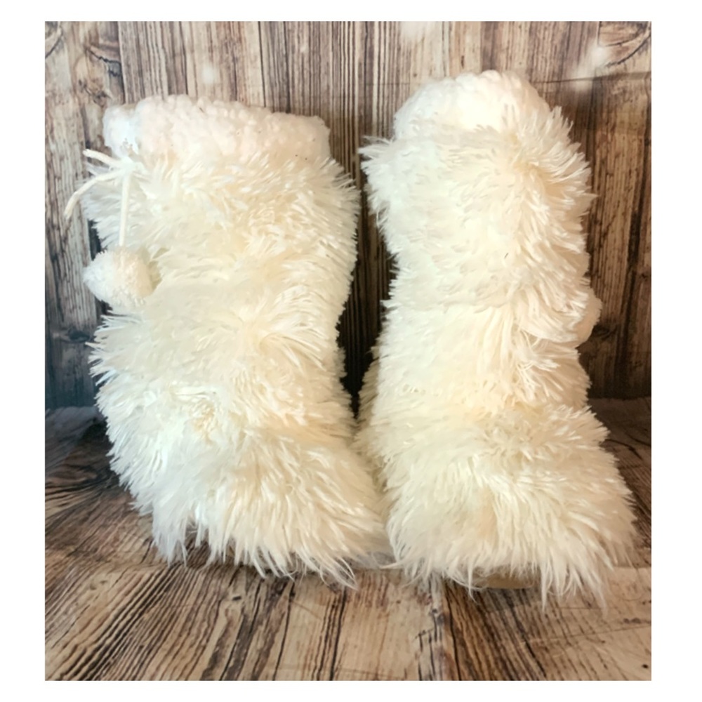 Express slipper booties